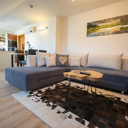 Apartment & Wellness Revenite