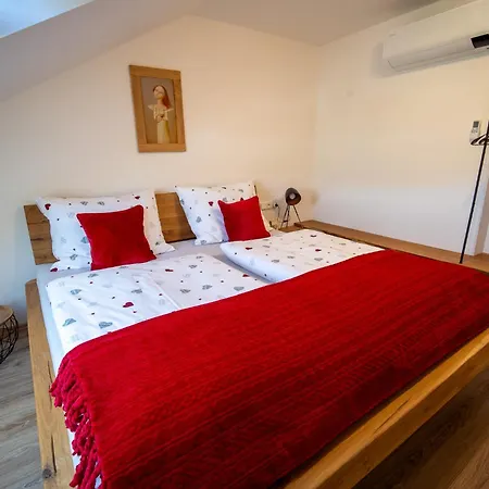 & Wellness Revenite Apartment *