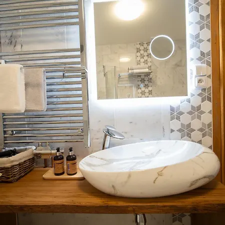 Apartment & Wellness Revenite